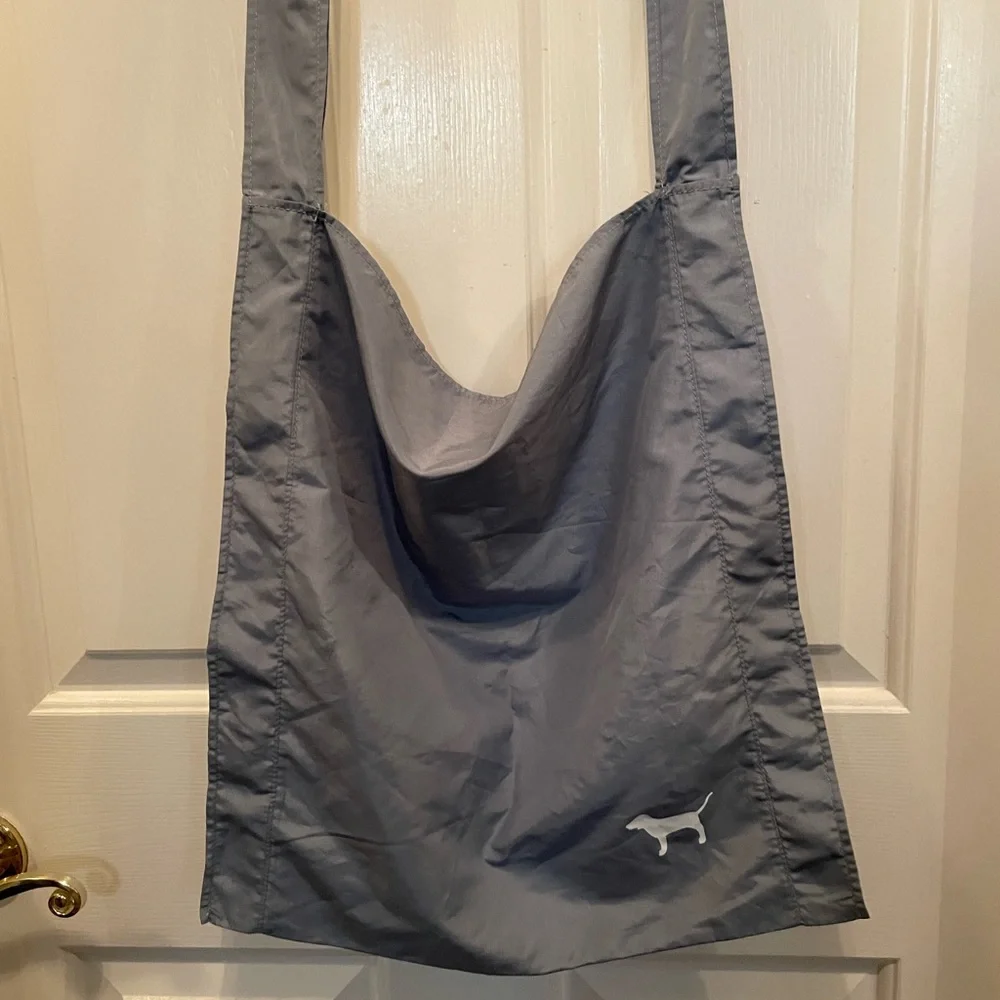 Love pink, Gray and white nylon bag     size 17 1/2” x 17” - Picture 5 of 7